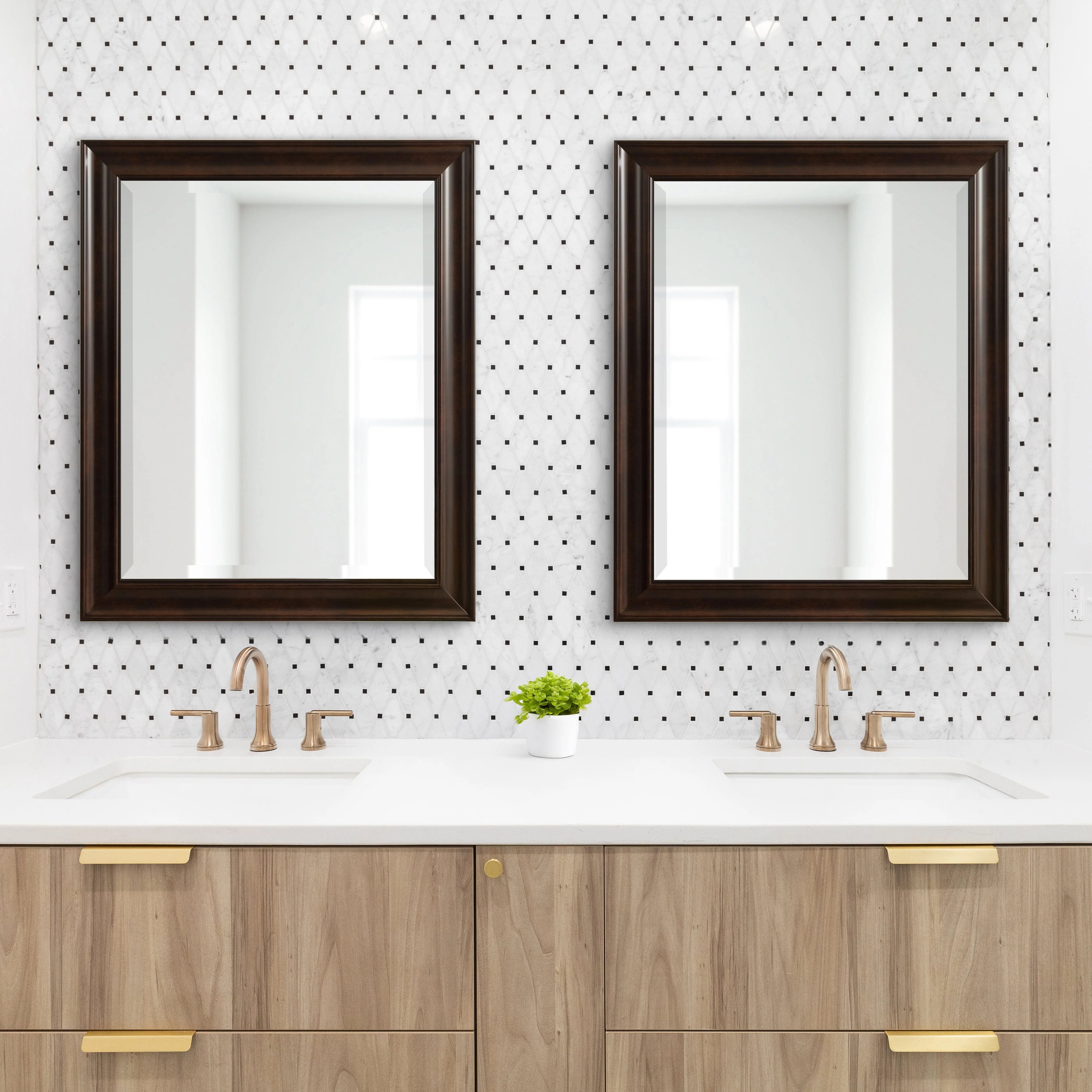 Aberdeen Rectangle Bathroom Wall Mirror - Image 11