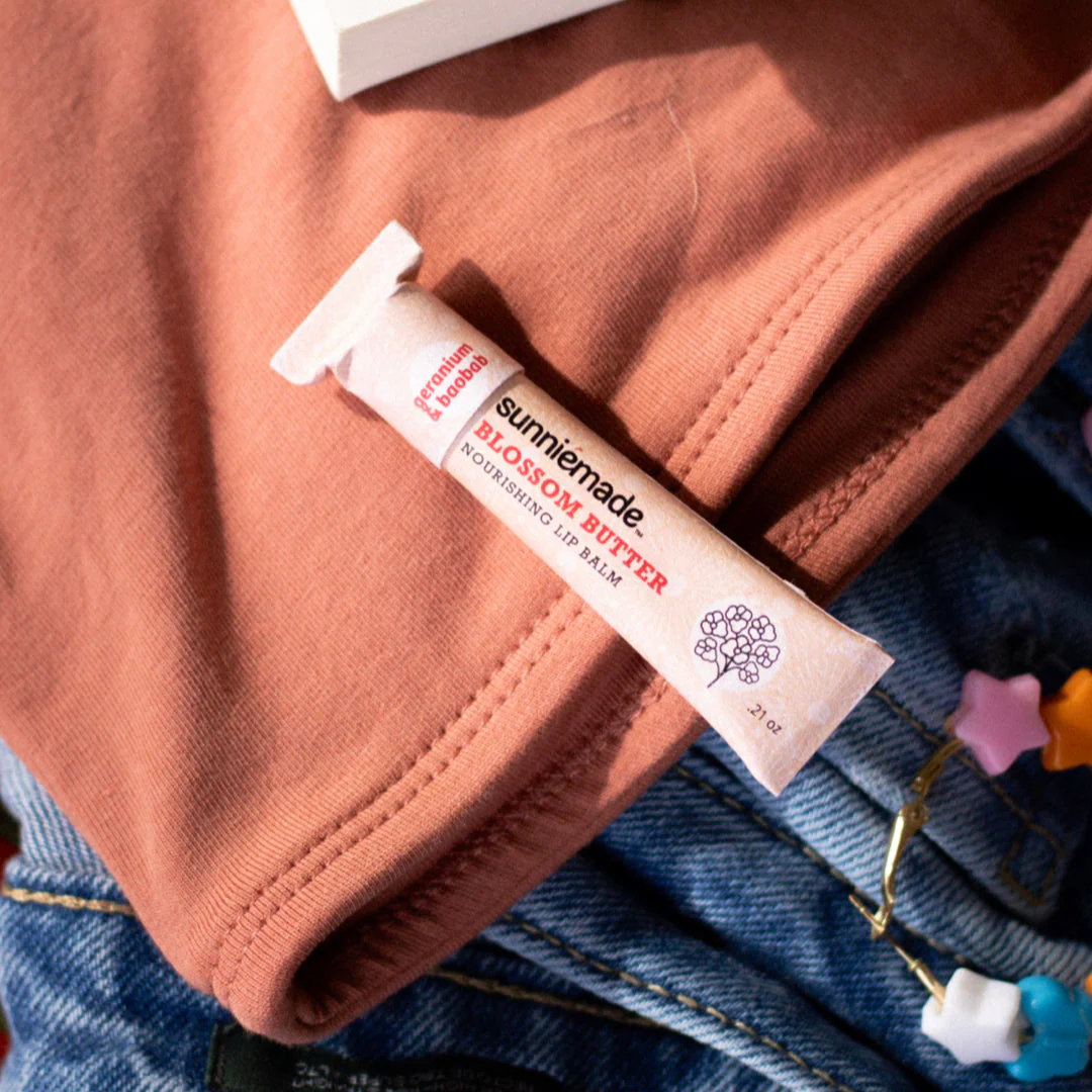 Natural Nourishing Blossom Butter Lip Balm - Image 3