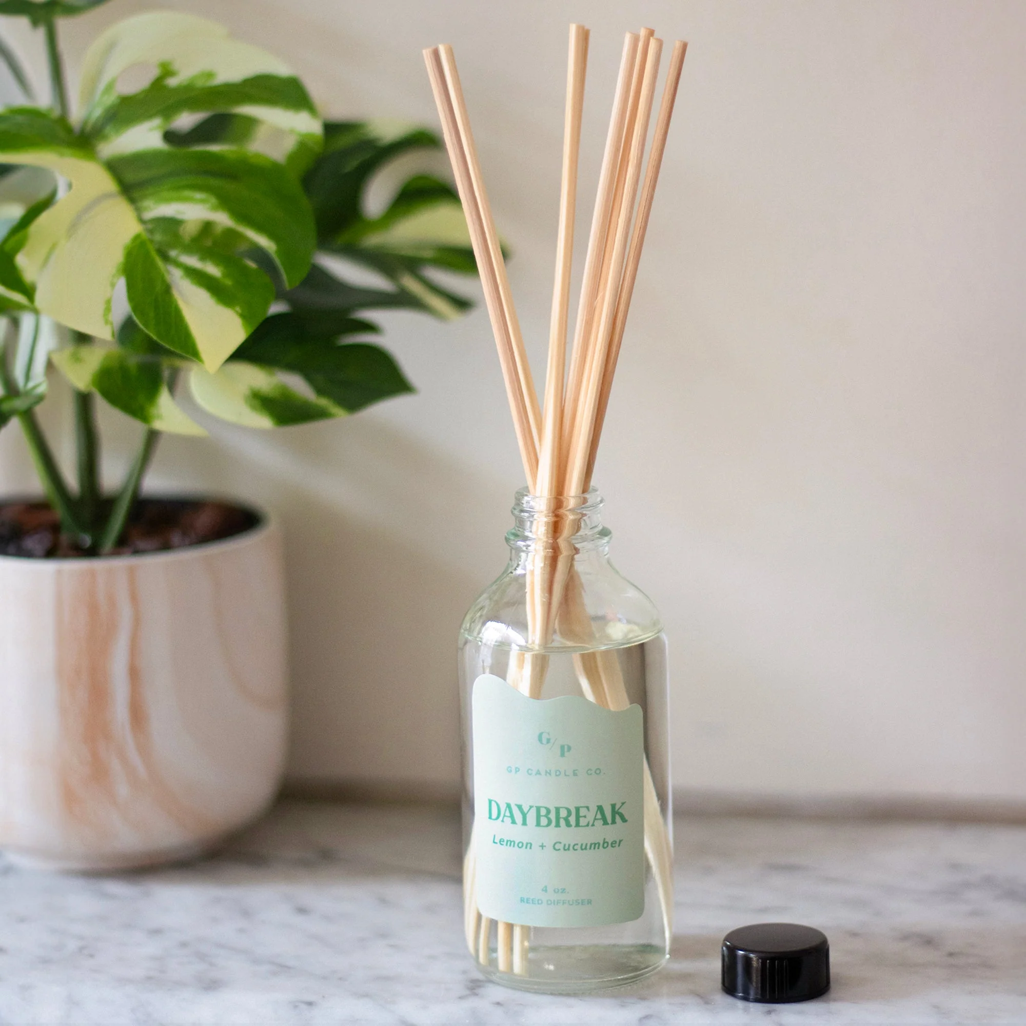 Daybreak 4 oz. Hue Reed Diffuser - Lemon & Cucumber - Image 3