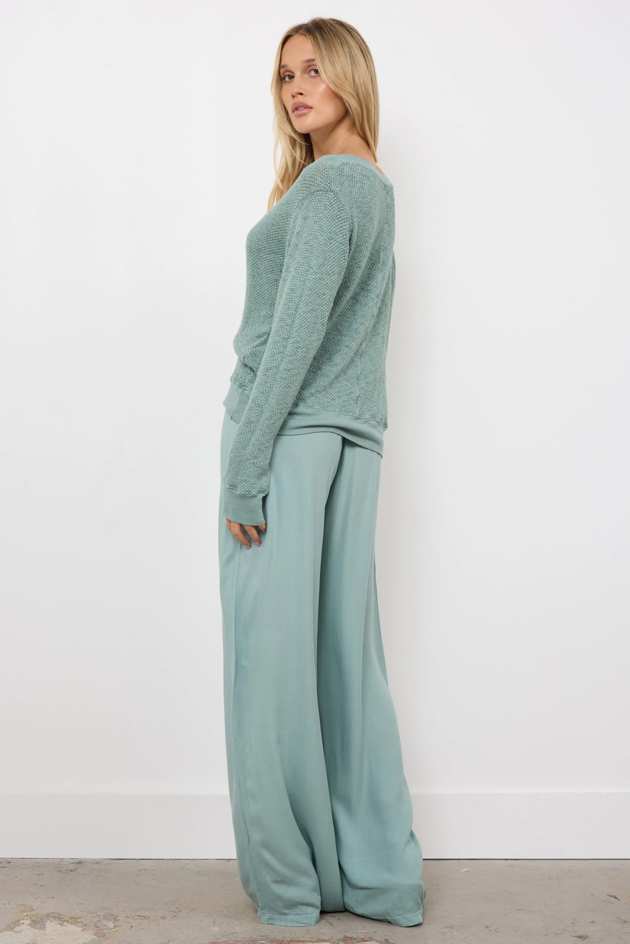 Gabrielle V Neck Mesh Pullover - Image 12