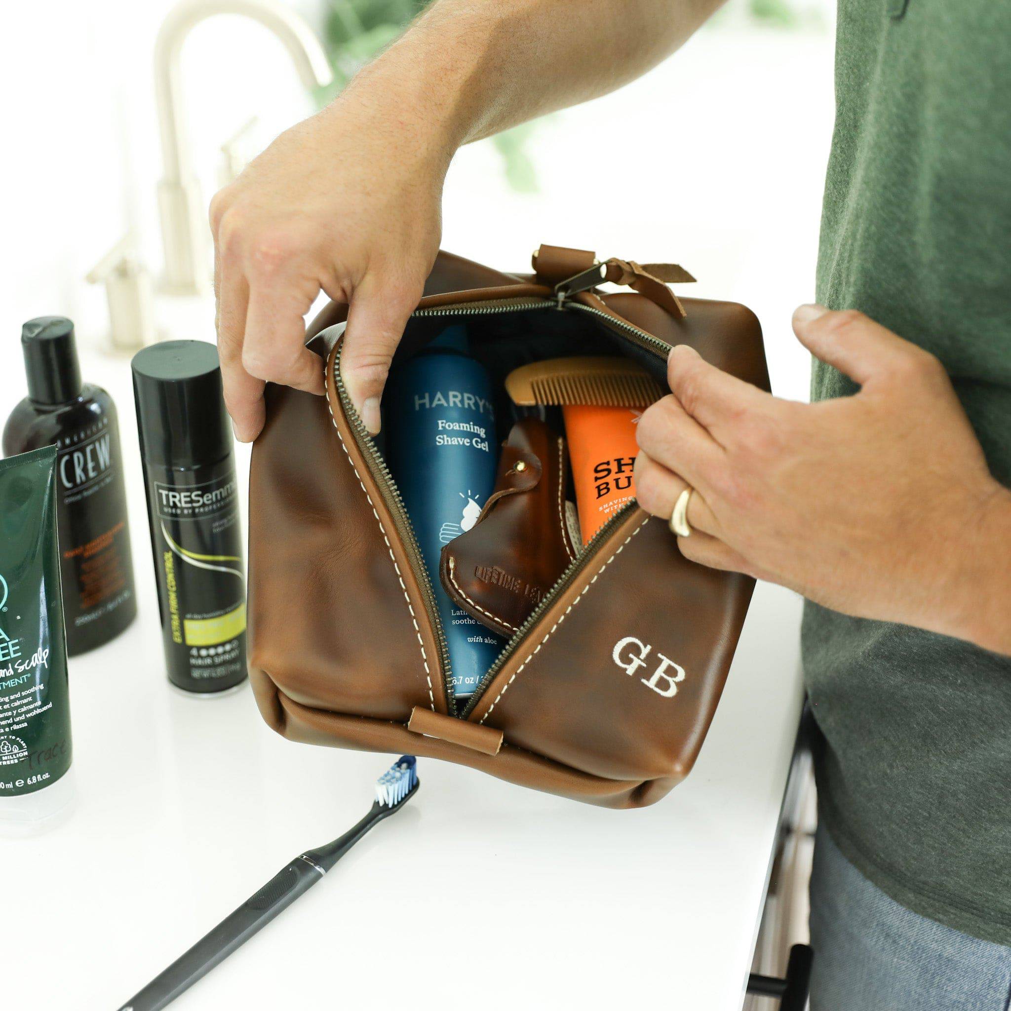 Heirloom Toiletry Bag - Large - Image 15