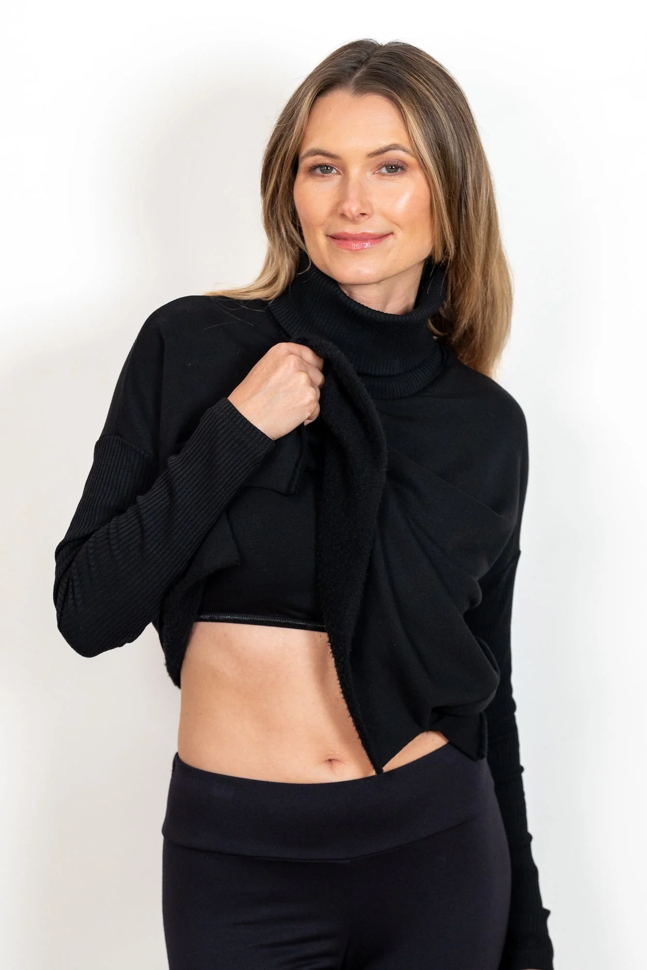 Turtleneck Top with Light Hug Bra-Free Shelf - Image 2