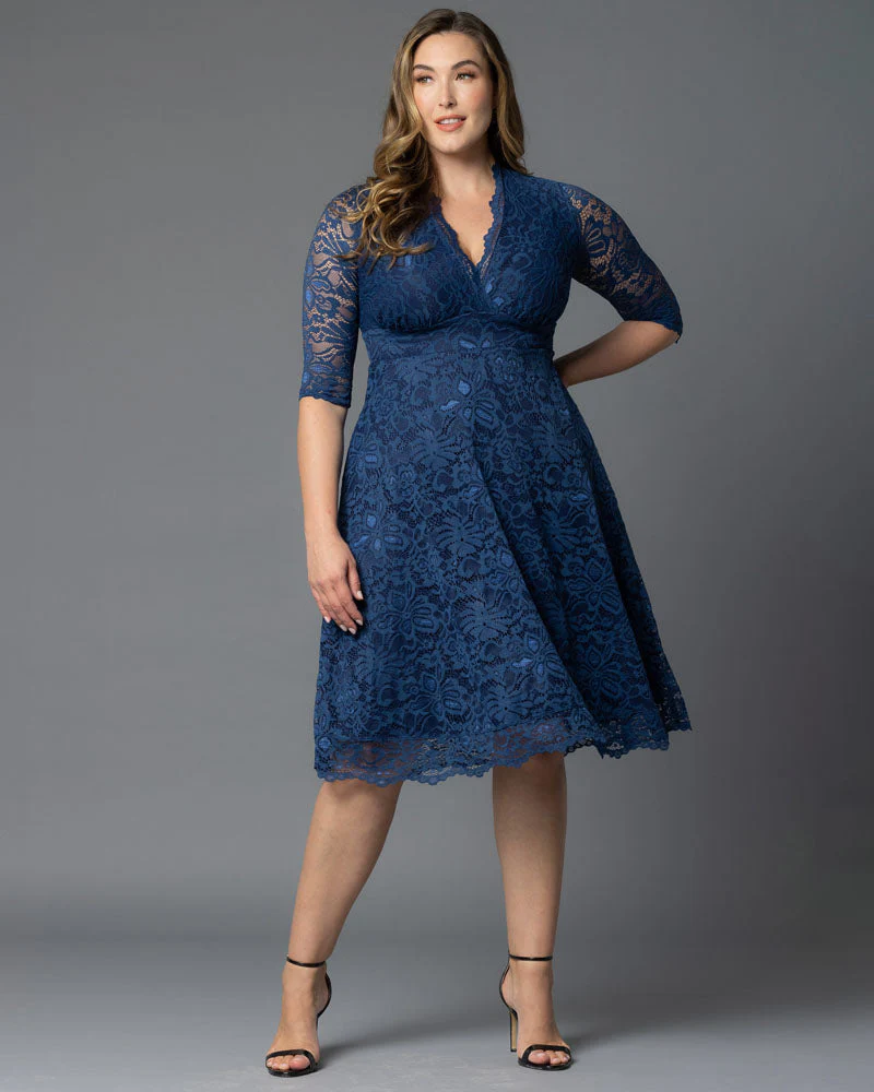 Plus Size Mademoiselle Lace Cocktail Dress - Image 5