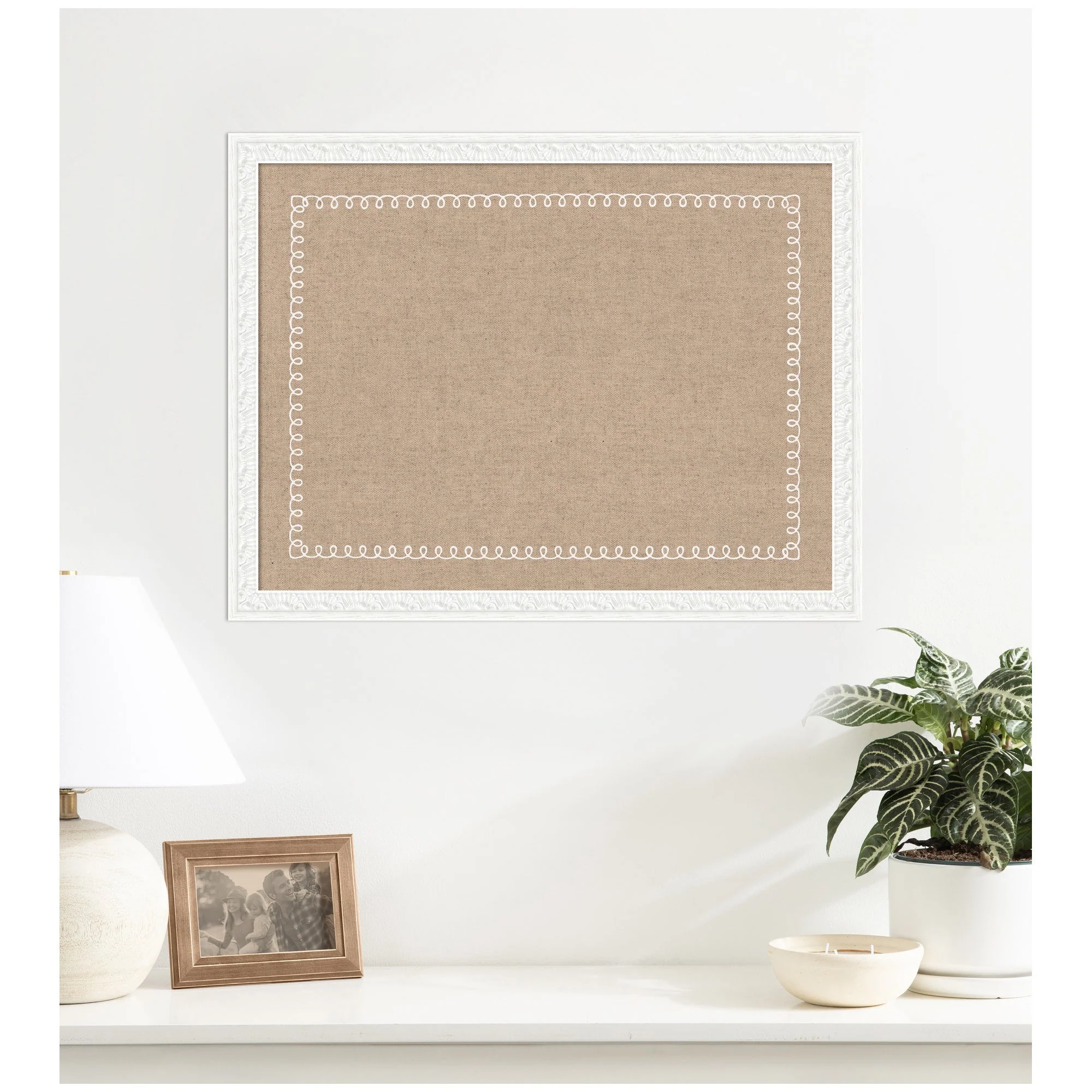 Pinboard White Scalloped Edge - Image 37