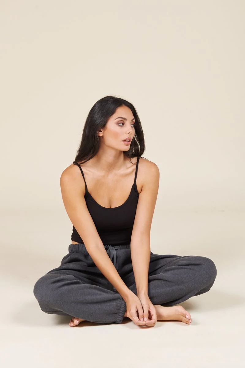 Short Basic Slim Fit Cami - Image 5