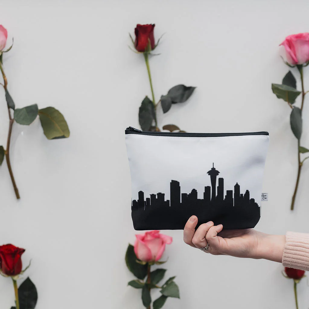 Skyline Cosmetic Makeup Bag - Image 6