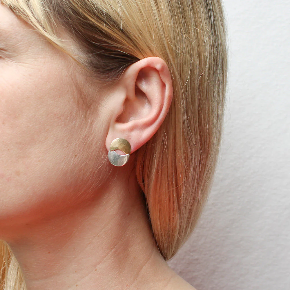 Small Interlocked Crescents Post Earring - Image 2