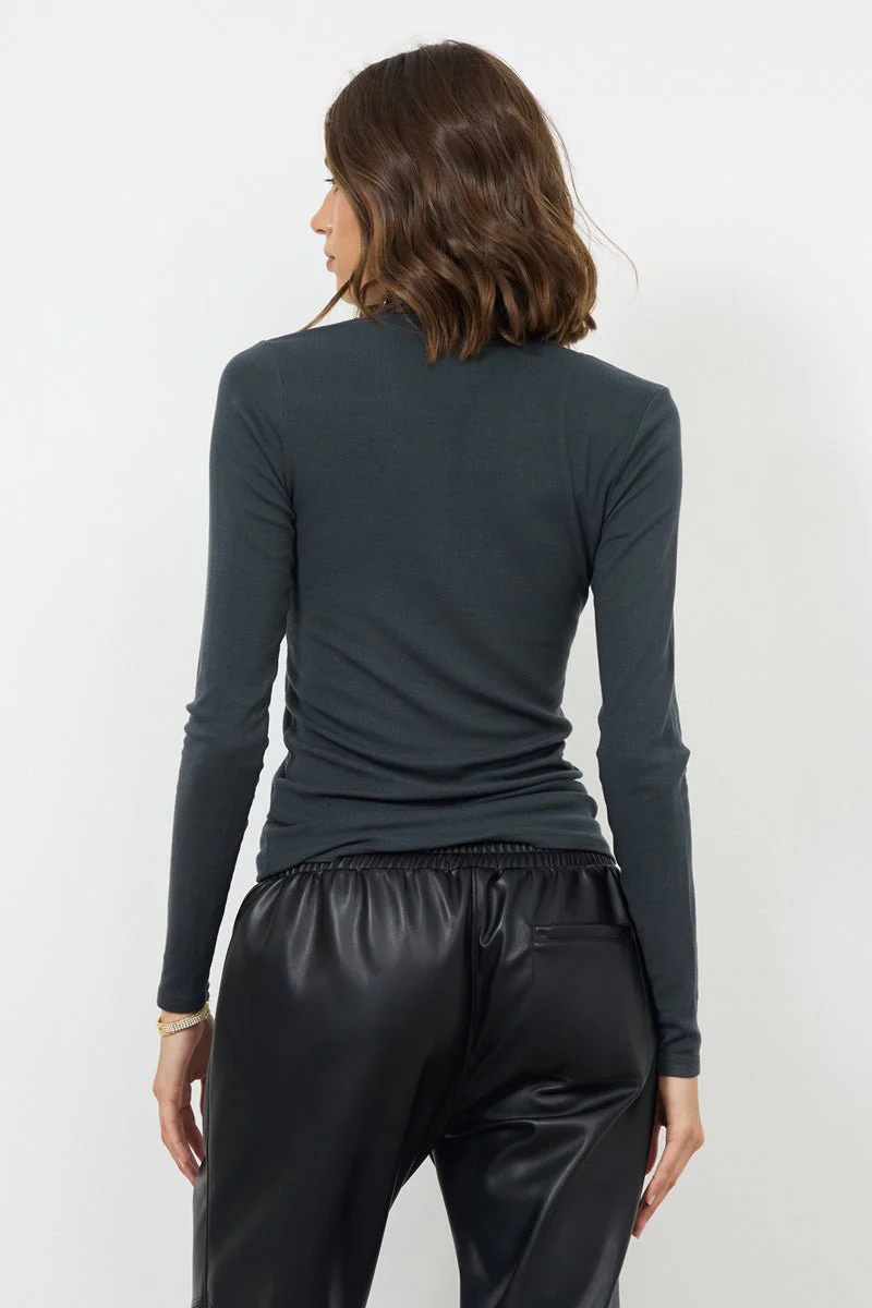 Surina Deep V Neck Long Sleeve Ribbed Tee - Image 6
