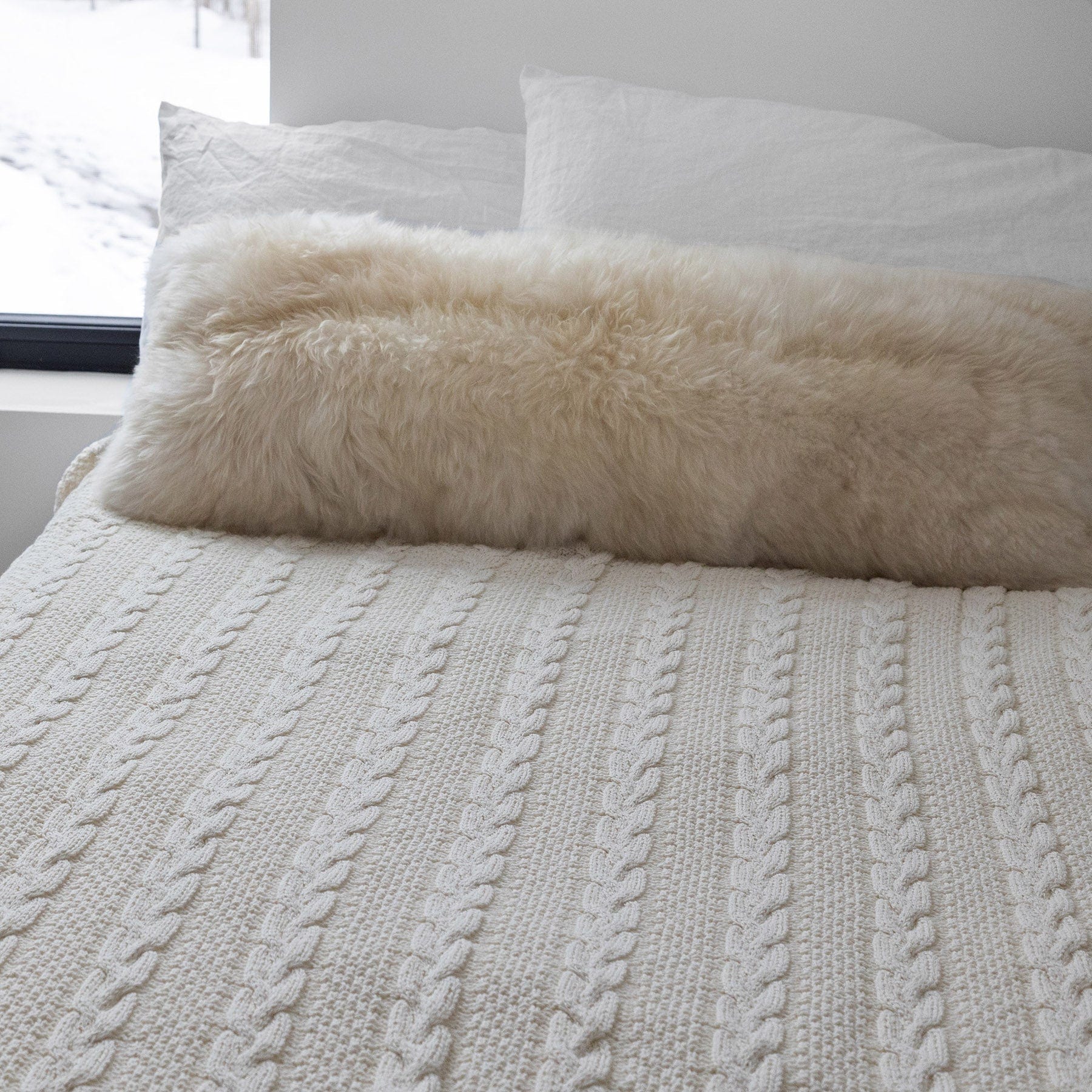 Textured Sustainable Knit Throw Blanket - Chunky Cable - Image 4