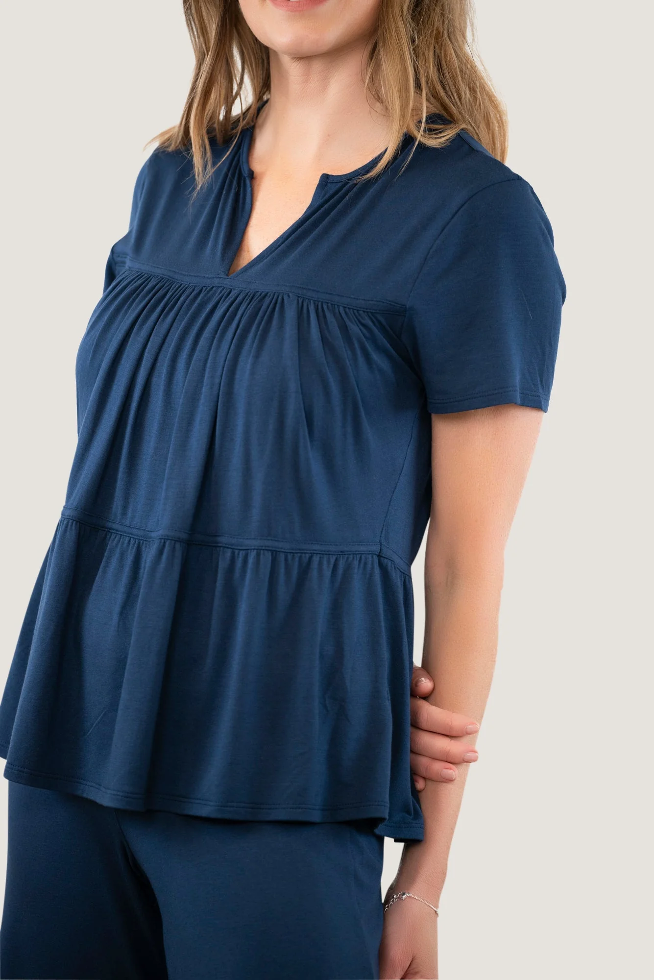 Top Tier Tee with Light Hug Bra-Free Shelf - Image 12