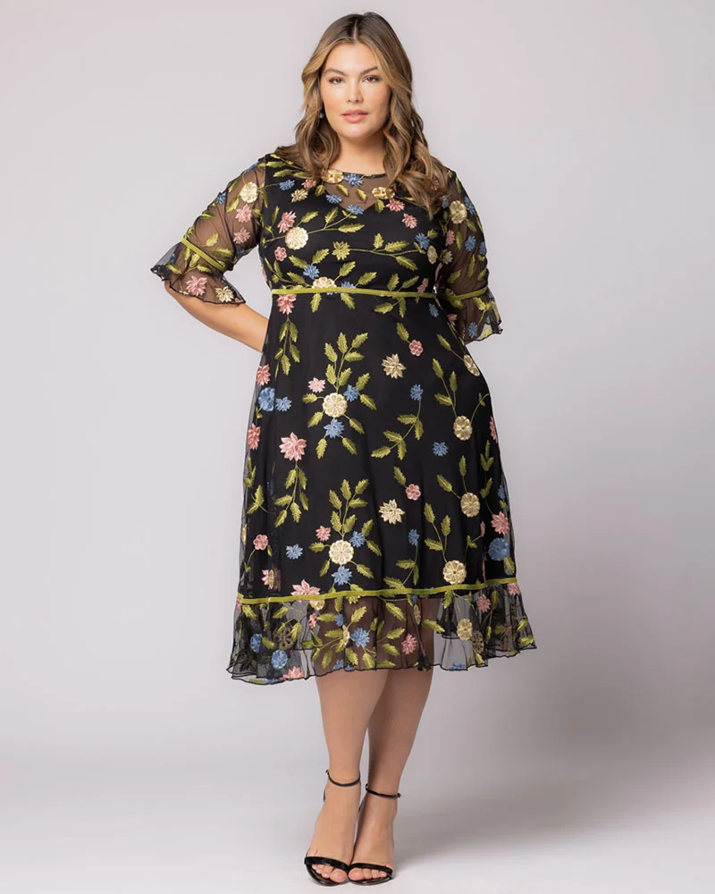 Plus Size Wildflower Embroidered Dress - Image 20