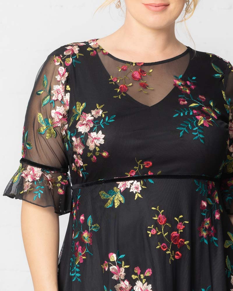 Plus Size Wildflower Embroidered Dress - Image 5
