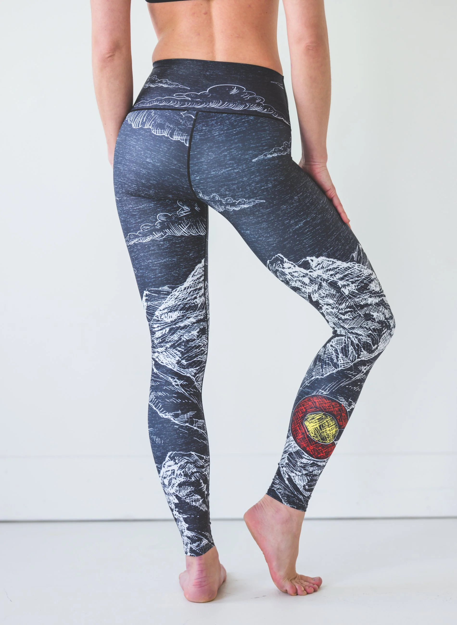 Eco-Friendly Mountain Sketch Yoga Pants